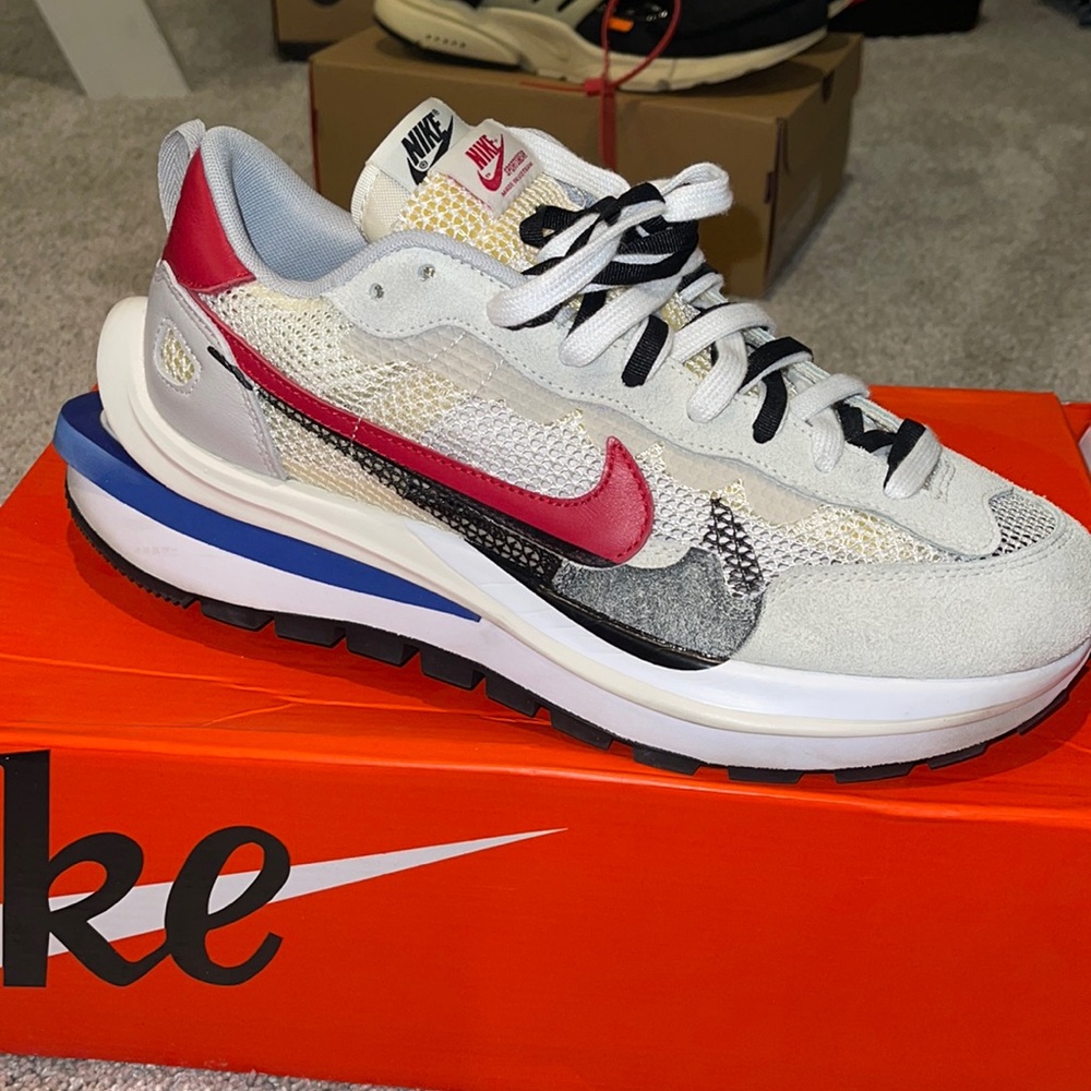 Sacai vaporvaffle size 12